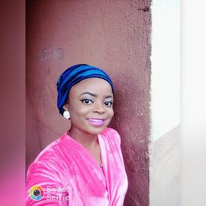 a_funmi, online dating profile photo