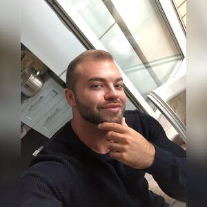 johns, online dating profile photo