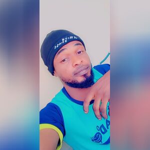 ayomsam, online dating profile photo