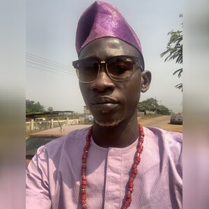 ileolaad, online dating profile photo