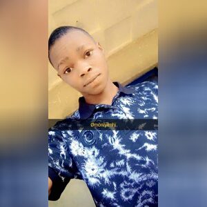 omoniyimi0, online dating profile photo