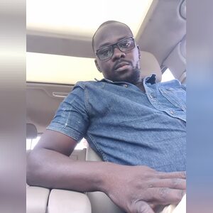 adeademo, online dating profile photo