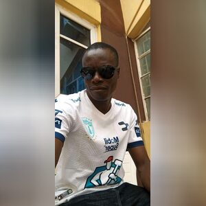eayomipo, online dating profile photo