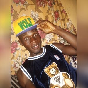 olakunle25, online dating profile photo