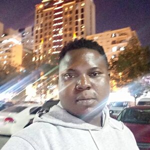 madeoy9-, online dating profile photo