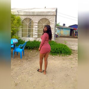 pinky27, online dating profile photo