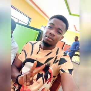 emmaejio, online dating profile photo