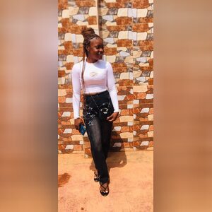 folanike, online dating profile photo