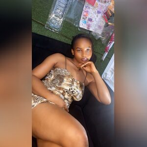 vivian657, online dating profile photo