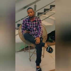 olamodun, online dating profile photo