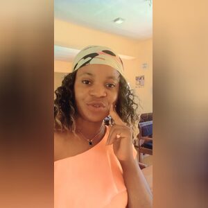 adeolaja, online dating profile photo