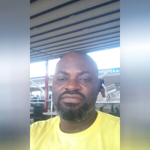 akapoolu, online dating profile photo