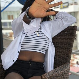 djane, online dating profile photo