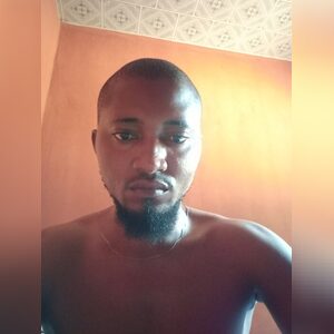 emmysimp, online dating profile photo