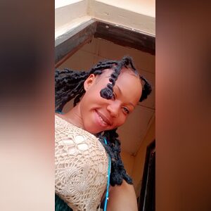 moneypre, online dating profile photo