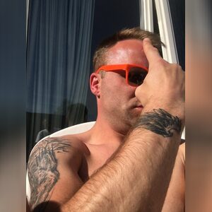 vmartins, online dating profile photo