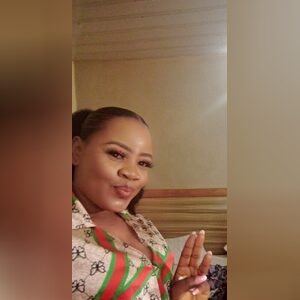 uch121, online dating profile photo