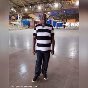 tunde_o, online dating profile photo