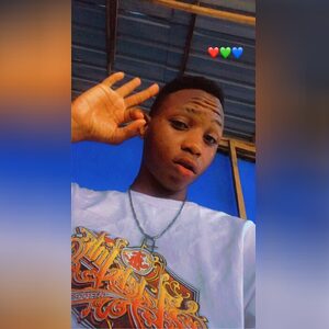 poluwa8-, online dating profile photo