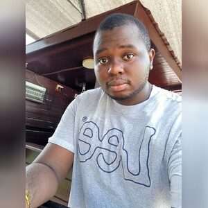 debaosui, online dating profile photo