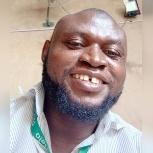 abioyemi, online dating profile photo