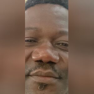 ade_2024, online dating profile photo