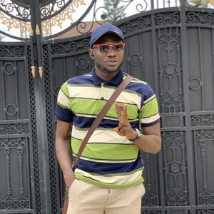 akinboad, online dating profile photo