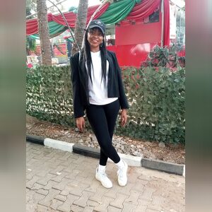 praisedi, online dating profile photo