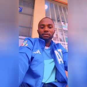 phill_007, online dating profile photo