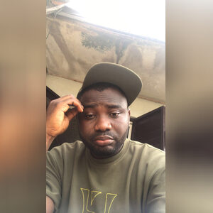 solotunde, online dating profile photo