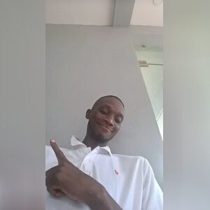 omota9, online dating profile photo