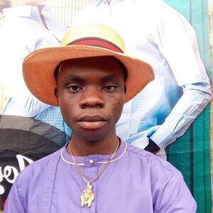 courgbej, online dating profile photo