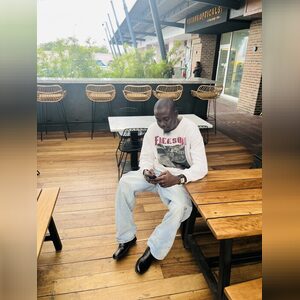 james_seyi, online dating profile photo