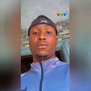 adeoluma, online dating profile photo