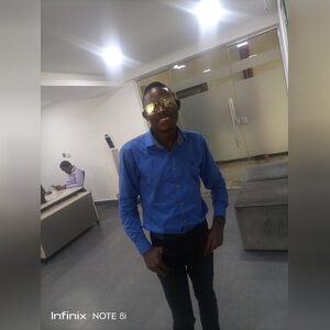 toluoloy, online dating profile photo