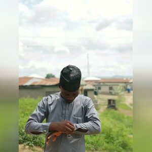 yusufase, online dating profile photo