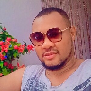 ozowara, online dating profile photo