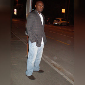 kove, online dating profile photo