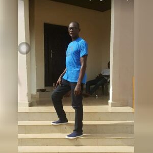 aguson, online dating profile photo