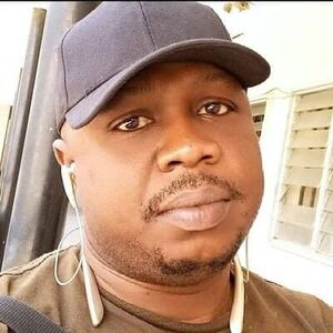 hallarecunley, online dating profile photo