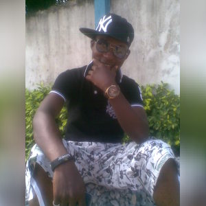 idrizy08, online dating profile photo