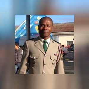 johnny24, online dating profile photo