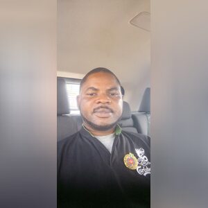 bobson, online dating profile photo