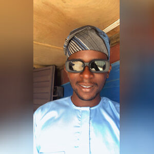 hoodbilli, online dating profile photo