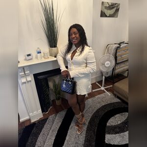 eniola08, online dating profile photo