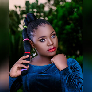 shakirah, online dating profile photo