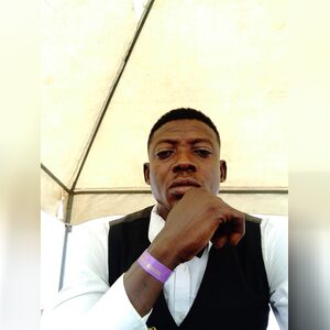 olotuala, online dating profile photo