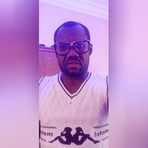 josehest, online dating profile photo