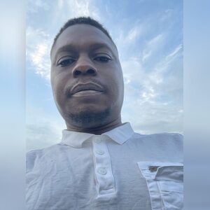 olaladej, online dating profile photo