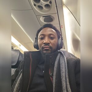 uniquefi, online dating profile photo